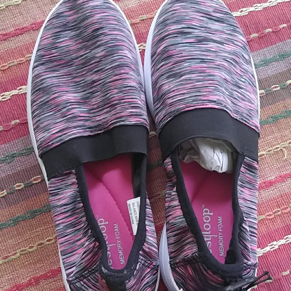 Pink and black athletic size 5/6 S sneakers